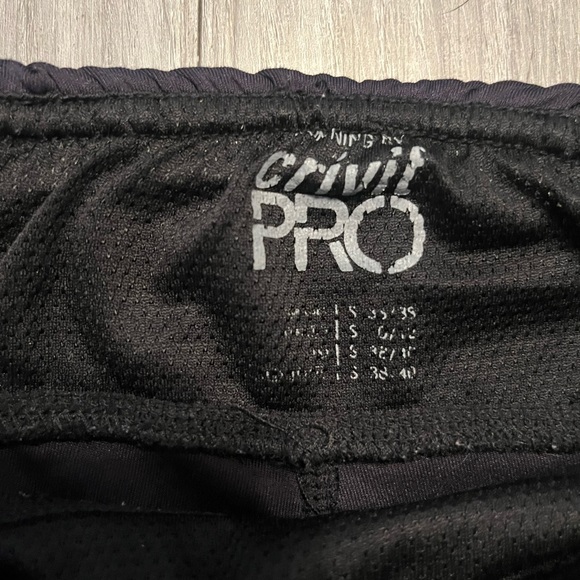 Running shorts - Picture 6 of 11